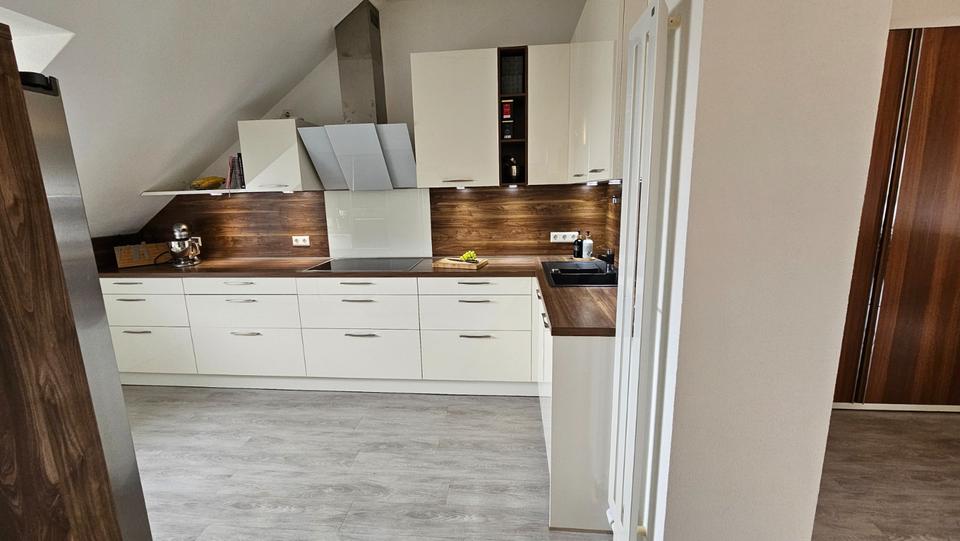 Zentrumsnahes Penthouse mit großer Dachterrasse – provisionsfrei 3 zimmer