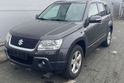 Suzuki Grand Vitara 271.000 km 5.299 &euro; Wiesbaden 65201