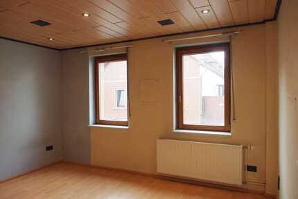 Haus Mainz Bretzenheim - 8 Zimmer, 181 m&sup2;, 598.000&euro; | Angebot:24772078