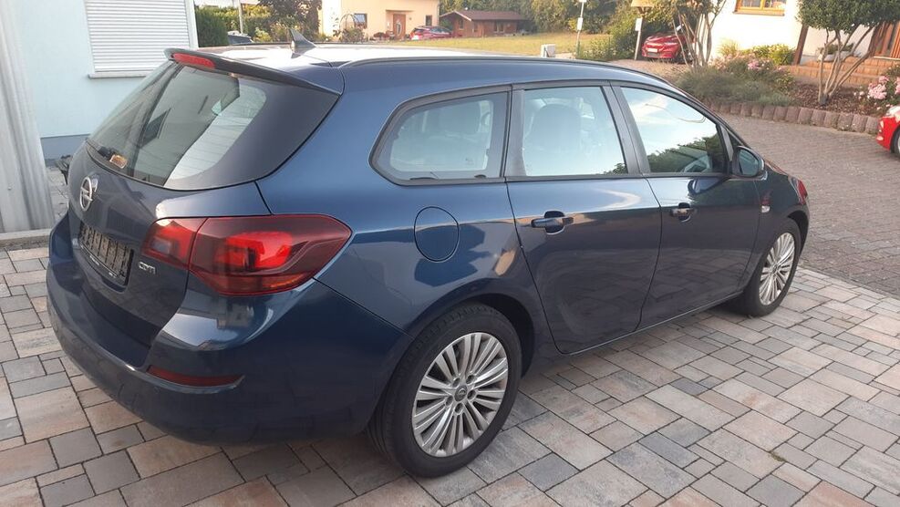 Opel Astra 224.460 km 2.300 € Lörzweiler 55296