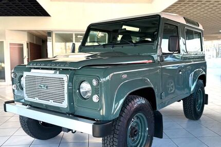 Land Rover Defender 144.000 km 32.800 &euro; Mainz 55120