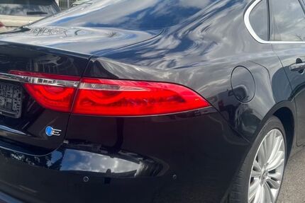 Jaguar XF 200.000 km 8.900 &euro; Hattersheim am Main 65795