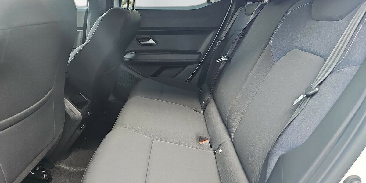 Dacia Duster TCe 130 Journey Kamera, Navi, Insp. Neu 10.000 km 21.990 &euro; Schwalbach/Taunus 65824