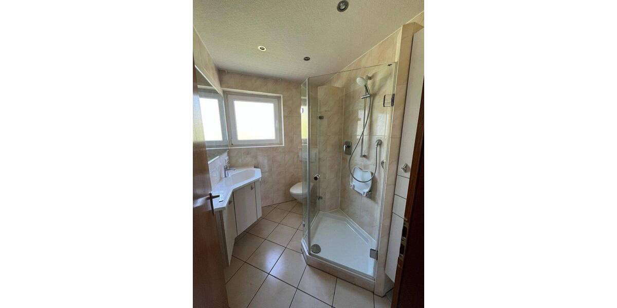 Mehrfamilienhaus, Wohnhaus Wiesbaden Mainz-Kostheim - 7 Zimmer, 232 m&sup2;, 640.000&euro; | Angebot:26866657