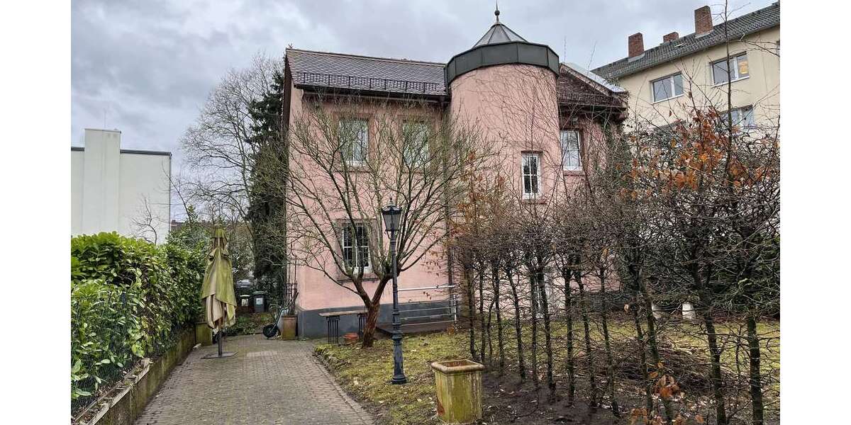 Einfamilienhaus Frankfurt am Main Niederrad - 7 Zimmer, 140 m&sup2;, 950.000&euro; | Angebot:25278466