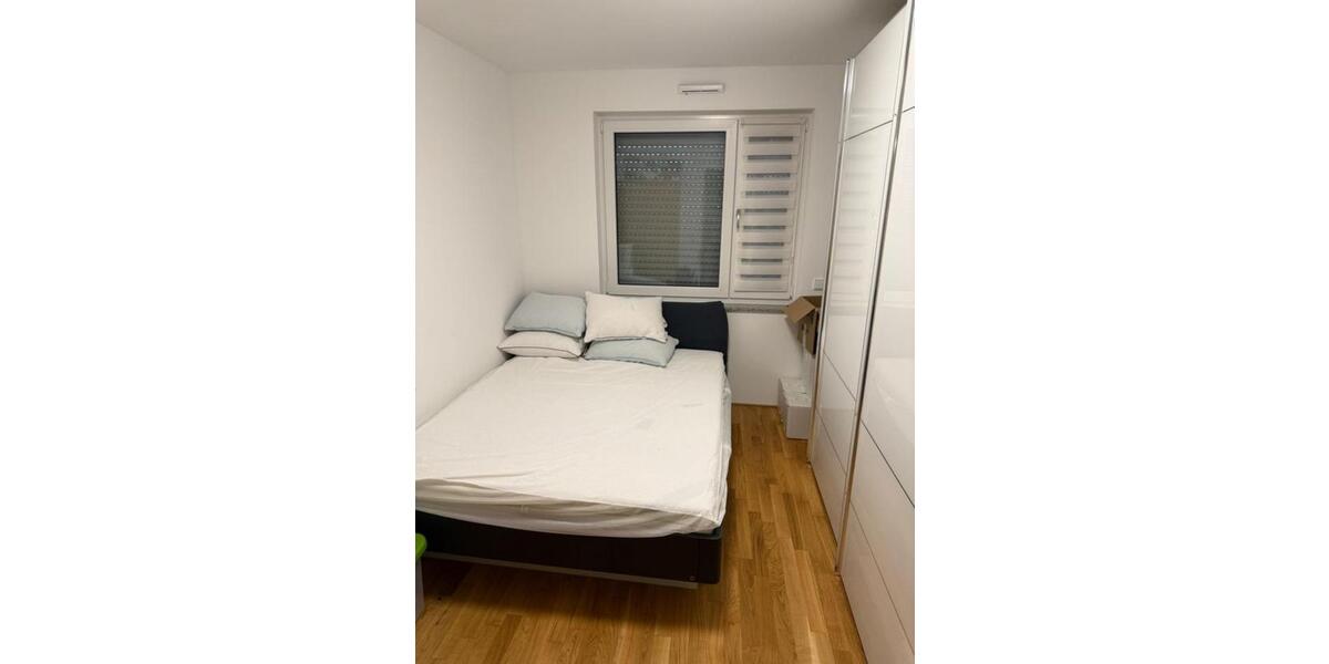 Etagenwohnung Wiesbaden Südost - 3 Zimmer, 95 m&sup2;, 1.700&euro; | Angebot:25233674