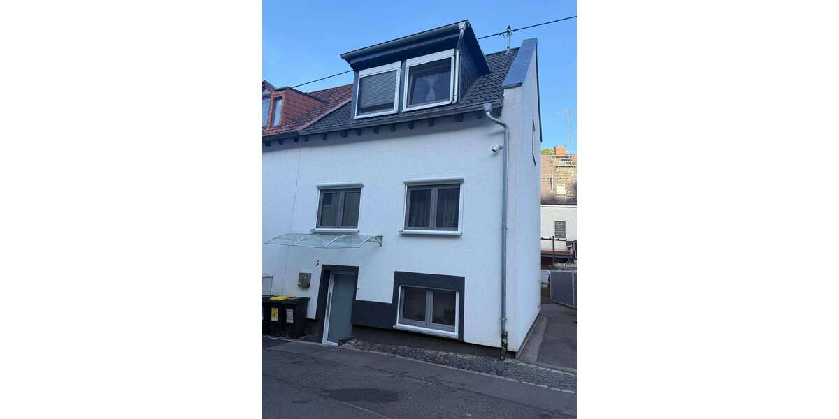 Etagenwohnung Wiesbaden Schierstein - 5 Zimmer, 130 m&sup2;, 475.000&euro; | Angebot:25436818