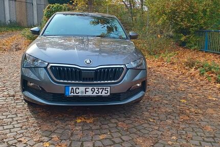 Skoda Scala 48.000 km 20.900 &euro; Wiesbaden 65205