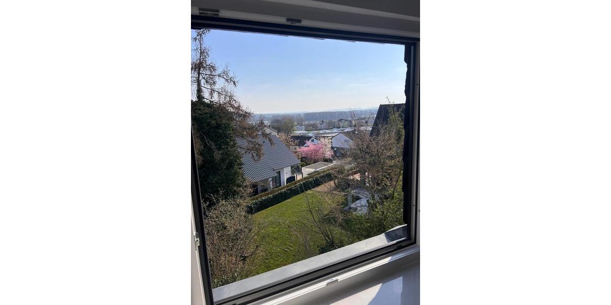 Dachgeschoßwohnung Geisenheim - 2 Zimmer, 64 m&sup2;, 960&euro; | Angebot:26063146