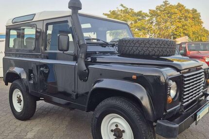Land Rover Defender 247.000 km 22.900 € Mainz-Kostheim 55246