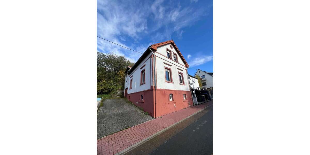 Einfamilienhaus Taunusstein - 11 Zimmer, 169 m&sup2;, 549.000&euro; | Angebot:24890638