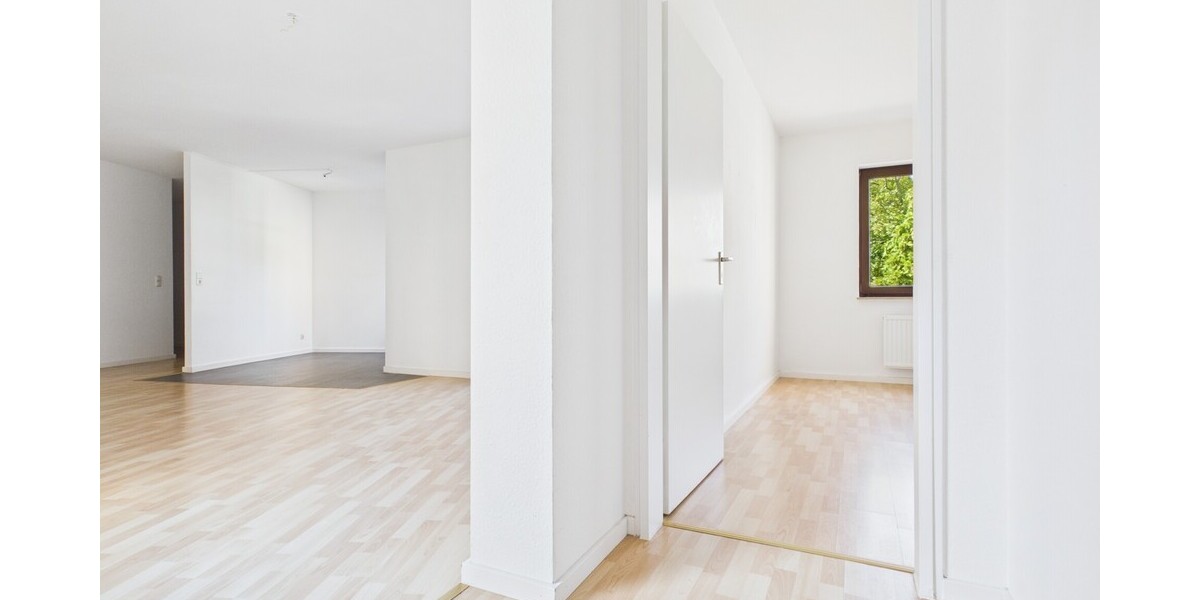 Stilvolle 3-Zimmer-Eigentumswohnung in attraktiver Lage von Wiesbaden mit Loggia und TG-Stellplatz - Etagenwohnung Wiesbaden Biebrich | Angebot:27248934