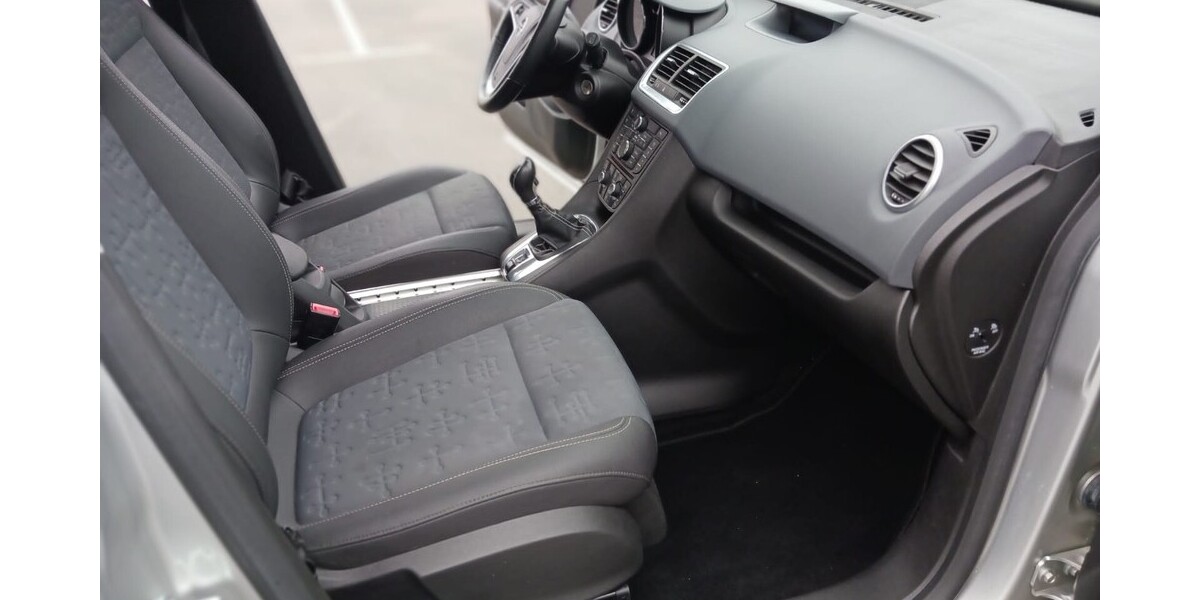 Opel Meriva 83.000 km 6.999 € Oestrich-Winkel 65375