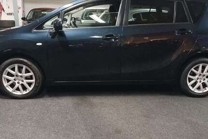 Toyota Verso 159.800 km 12.900 &euro; Rüsselsheim 65428