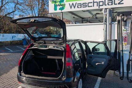 Ford Fiesta 216.000 km 1.150 € Wiesbaden 65183