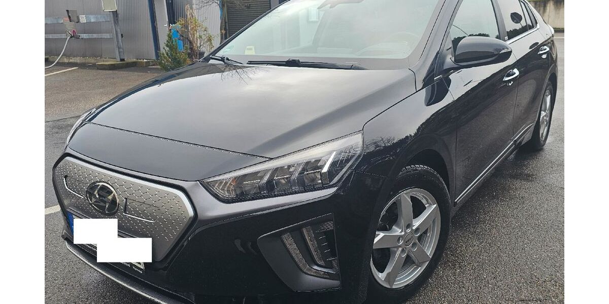 Hyundai IONIQ 70.000 km 16.500 € Glashütten 61479