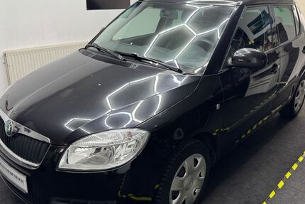 Skoda Fabia 165.433 km 2.490 &euro; Wiesbaden 65207