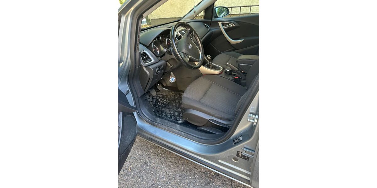 Opel Astra 197.500 km 5.600 &euro; Rüsselsheim 65428