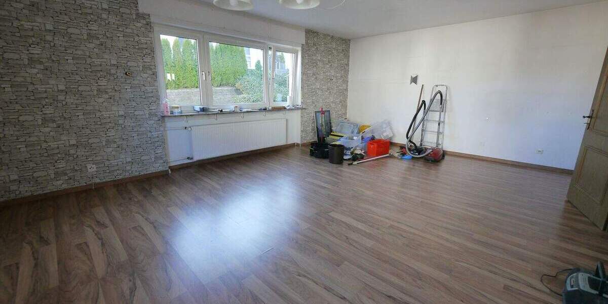 Einfamilienhaus Taunusstein Neuhof - 3 Zimmer, 100 m&sup2;, 1.000&euro; | Angebot:25770068