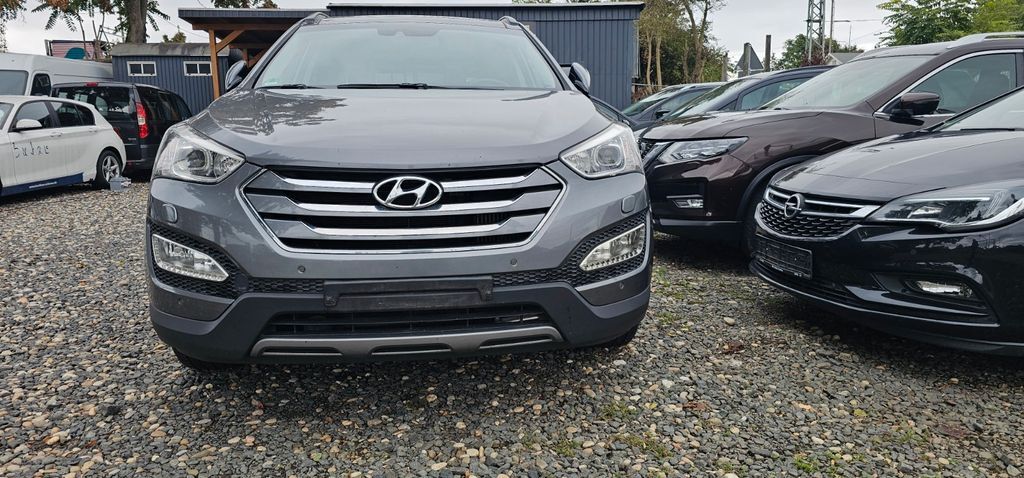 Hyundai SANTA FE 266.716 km 9.200 € Wiesbaden 65201