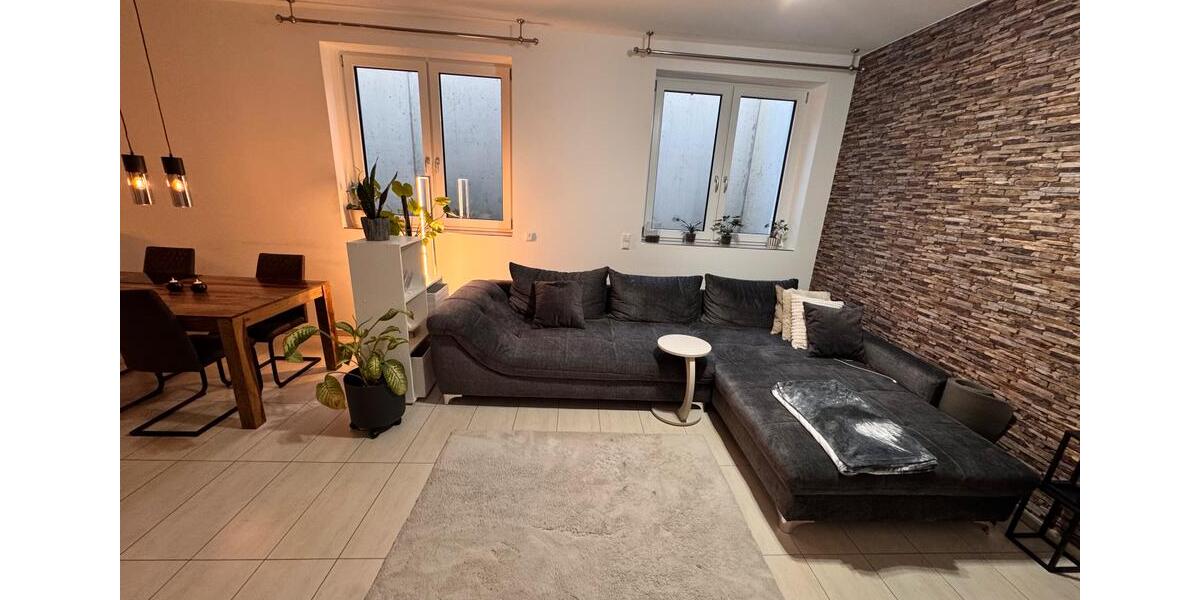 Etagenwohnung Mainz Lerchenberg - 2 Zimmer, 75 m&sup2;, 1.200&euro; | Angebot:24429462