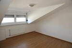 Dachgeschoßwohnung Mainz Ebersheim - 2 Zimmer, 58 m&sup2;, 760&euro; | Angebot:26312470