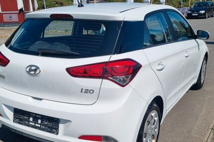 Hyundai i20 72.527 km 5.399 &euro; Wiesbaden-Schierstein 65201