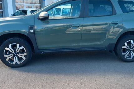 Dacia Duster 74.800 km 17.990 &euro; Rüsselsheim 65428