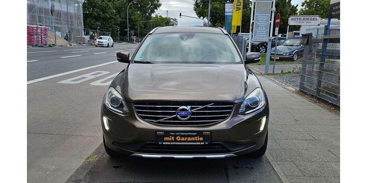Volvo XC60 183.000 km 13.499 &euro; Mainz-Kastel 55252