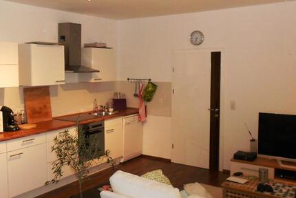 2,5 ZKB-Wohnung mit Terrasse und Gewölbebad zu vermieten 2 zimmer