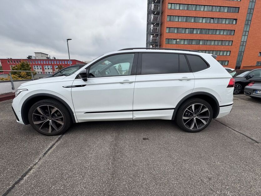 VW Tiguan Allspace 11.120 km 44.500 € Kelsterbach 65451