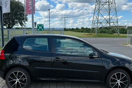 VW Golf 152.000 km 3.900 &euro; Hochheim am Main 65239