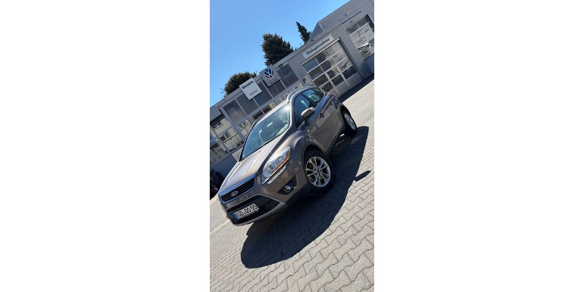 Ford Kuga 219.000 km 5.999 &euro; Hofheim 65719