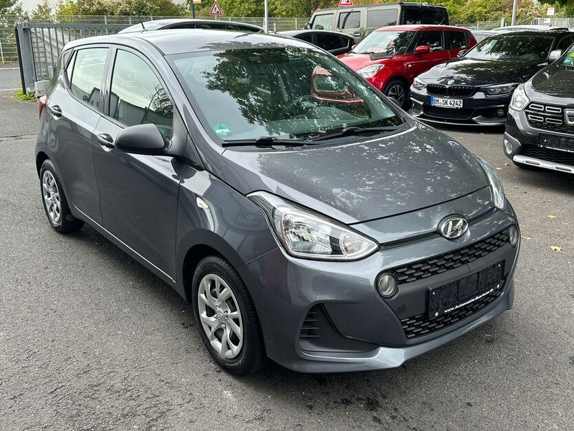 Hyundai i10 28.000 km 8.999 € Wiesbaden 65203