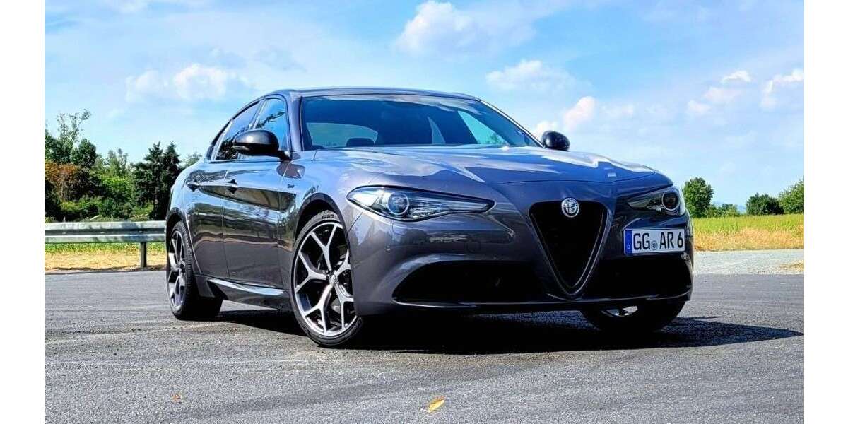 Alfa Romeo Giulia 100.000 km 29.000 &euro; Mörfelden-Walldorf 64546