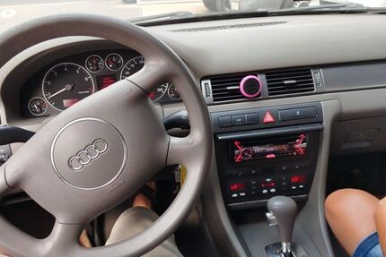 Audi A6 270.000 km 1.950 &euro; Flörsheim 65439