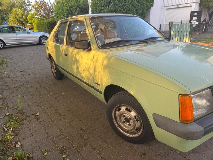 Opel Kadett D 68.016 km 2.999 € Sörgenloch 55270