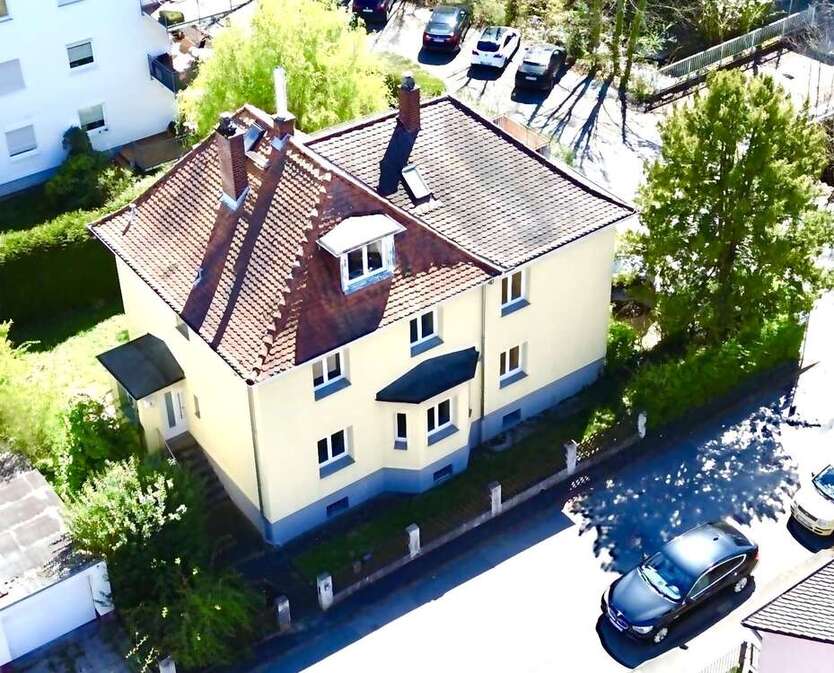 Haus zum Kaufen in Bad Homburg 1.000.000 € 190 m²