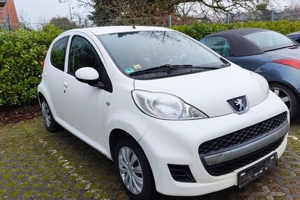 Peugeot 107 112.100 km 2.900 € Kronberg 61476