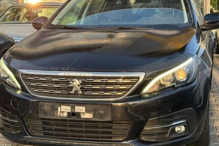 Peugeot 308 107.101 km 10.490 &euro; Mainz 55128