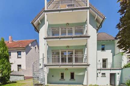 Haus Wiesbaden Schierstein - 8 Zimmer, 290 m&sup2;, 698.000&euro; | Angebot:26956508