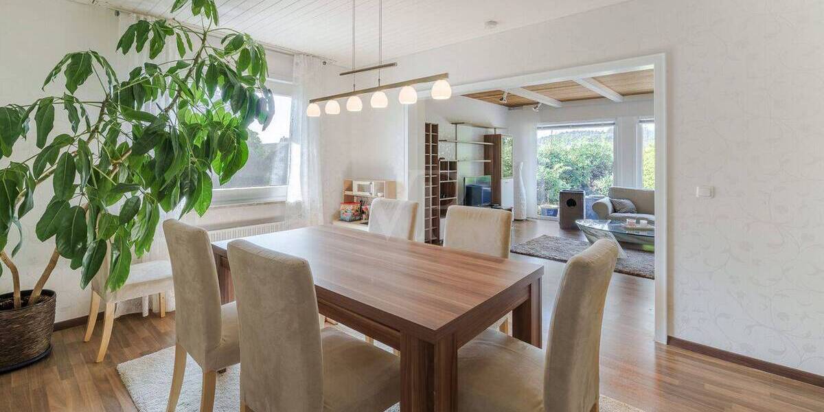 Bungalow Schmitten / Seelenberg Oberreifenberg - 6 Zimmer, 212 m&sup2;, 580.000&euro; | Angebot:26435801