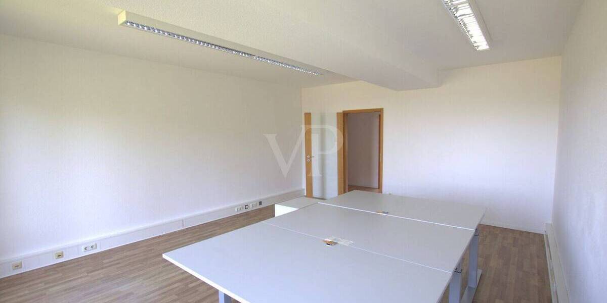 Gewerbeobjekt Eltville am Rhein Martinsthal - 6 Zimmer, 178 m&sup2;, 2.130&euro; | Angebot:26768178
