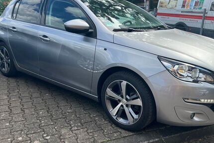 Peugeot 308 72.000 km 8.350 &euro; Mainz 55122