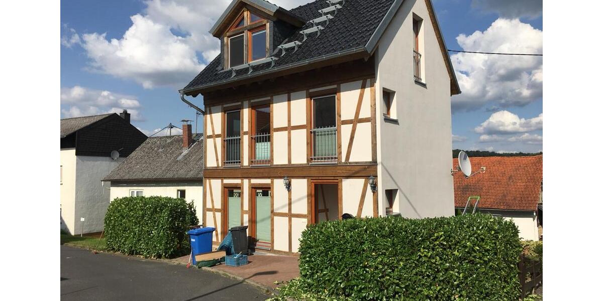 Hohenstein-Born, schönes Fachwerkhaus zu verkaufen! 4 zimmer