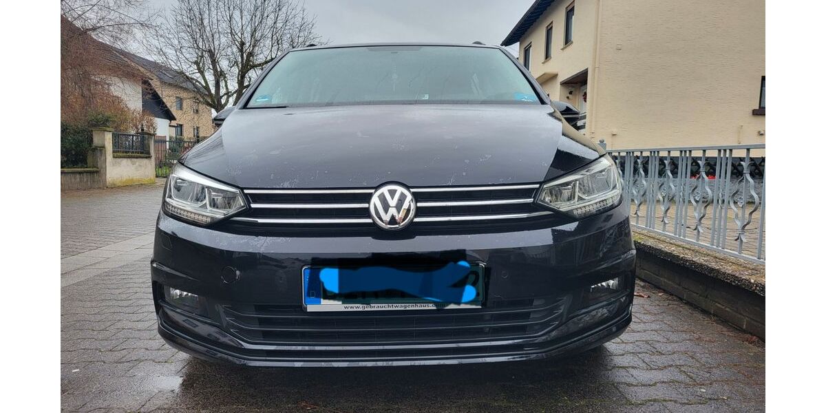 VW Touran 91.000 km 22.000 &euro; Bingen 55411