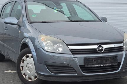 Opel Astra 96.051 km 1.449 &euro; Wiesbaden 65205