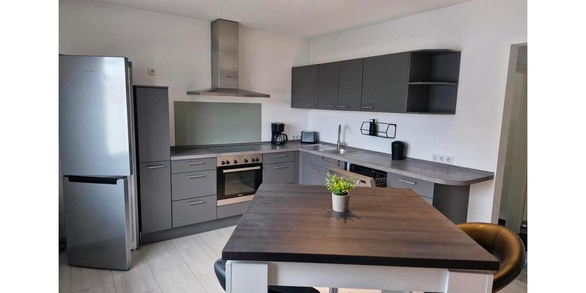 Etagenwohnung Bischofsheim - 3 Zimmer, 90 m&sup2;, 1.400&euro; | Angebot:25407883