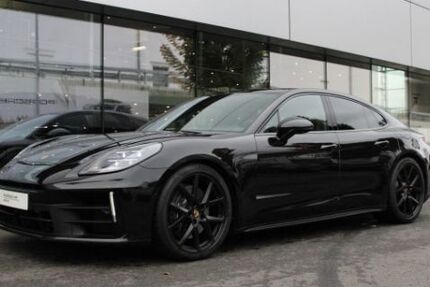 Porsche Panamera 12.900 km 148.490 € Wiesbaden 65187