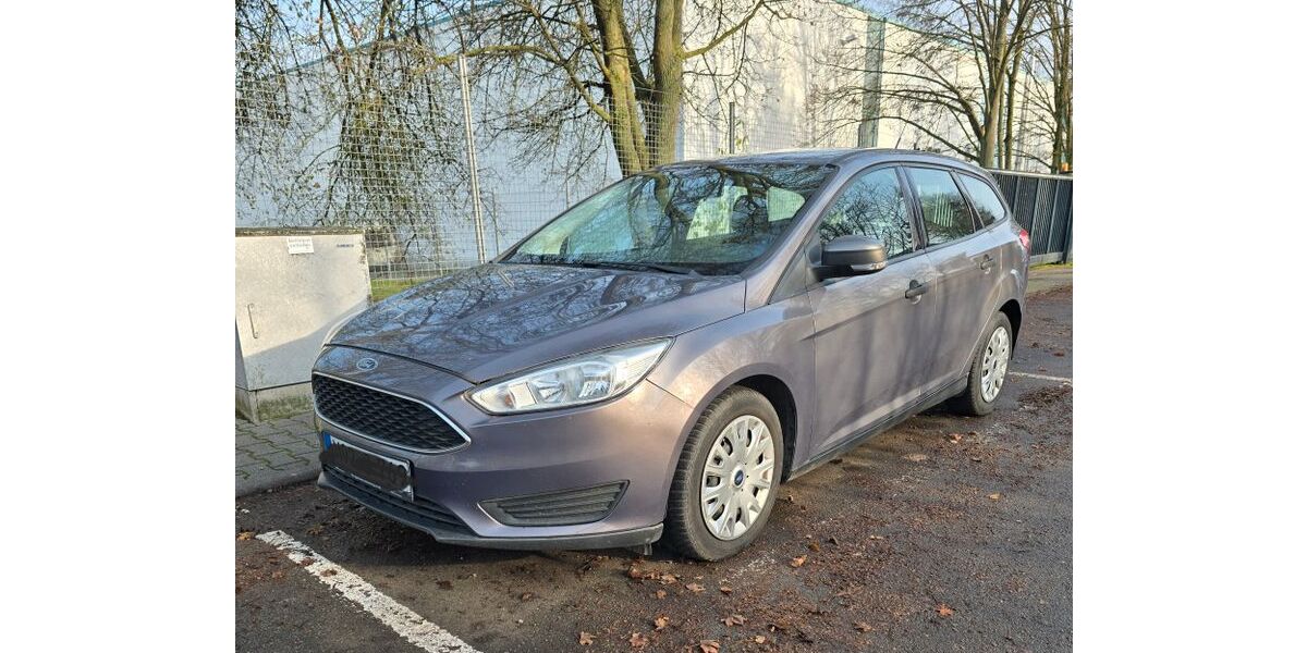 Ford Focus 87.000 km 4.700 &euro; Stadecken-Elsheim 55271